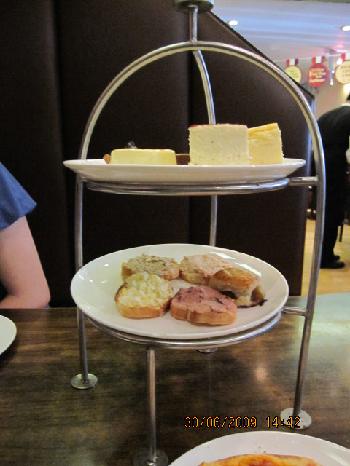 成個high tea