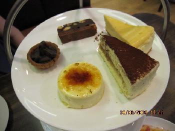 下層的甜點