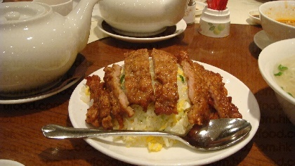 排骨蛋炒飯