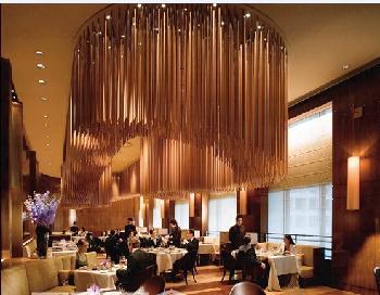 置地文華東方酒店Amber