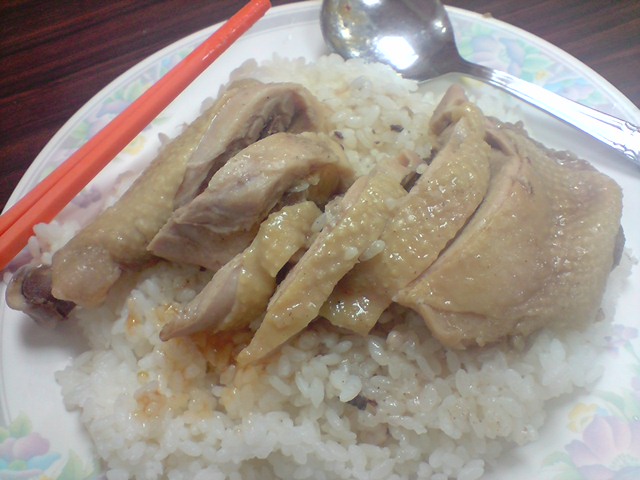 沙姜鸡脾饭, 鸡皮晶莹剔透, 鸡肉嫰滑, 沙姜入味